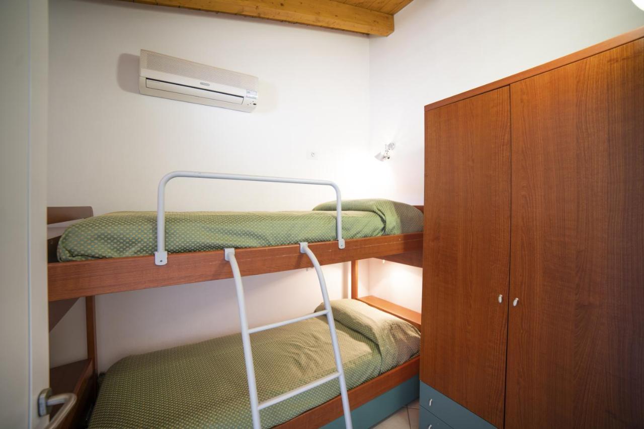 Residence Molino - Holiday Apartments Manerba del Garda Exterior foto
