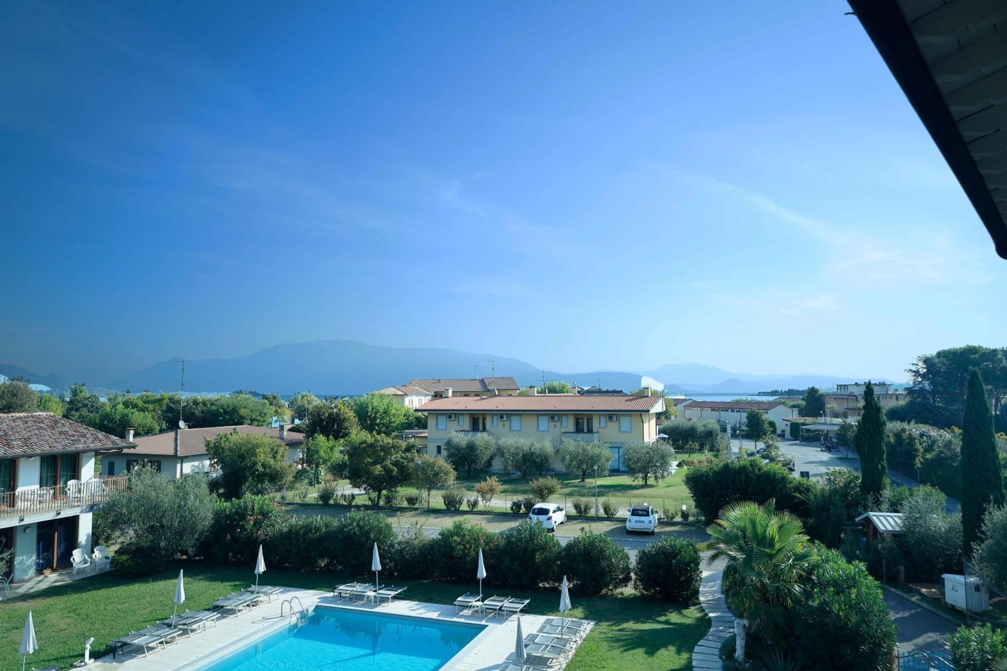 Residence Molino - Holiday Apartments Manerba del Garda Exterior foto