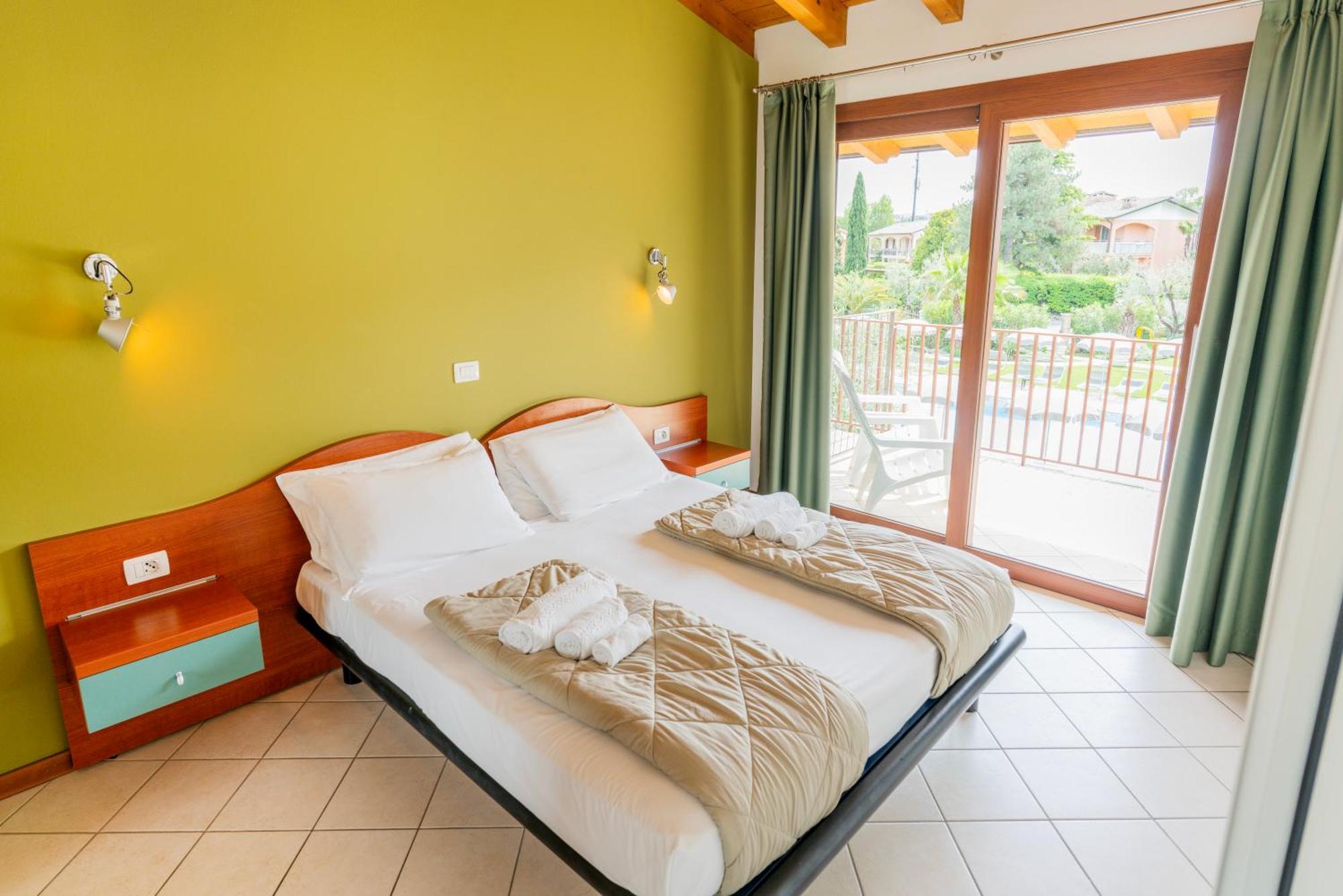 Residence Molino - Holiday Apartments Manerba del Garda Exterior foto