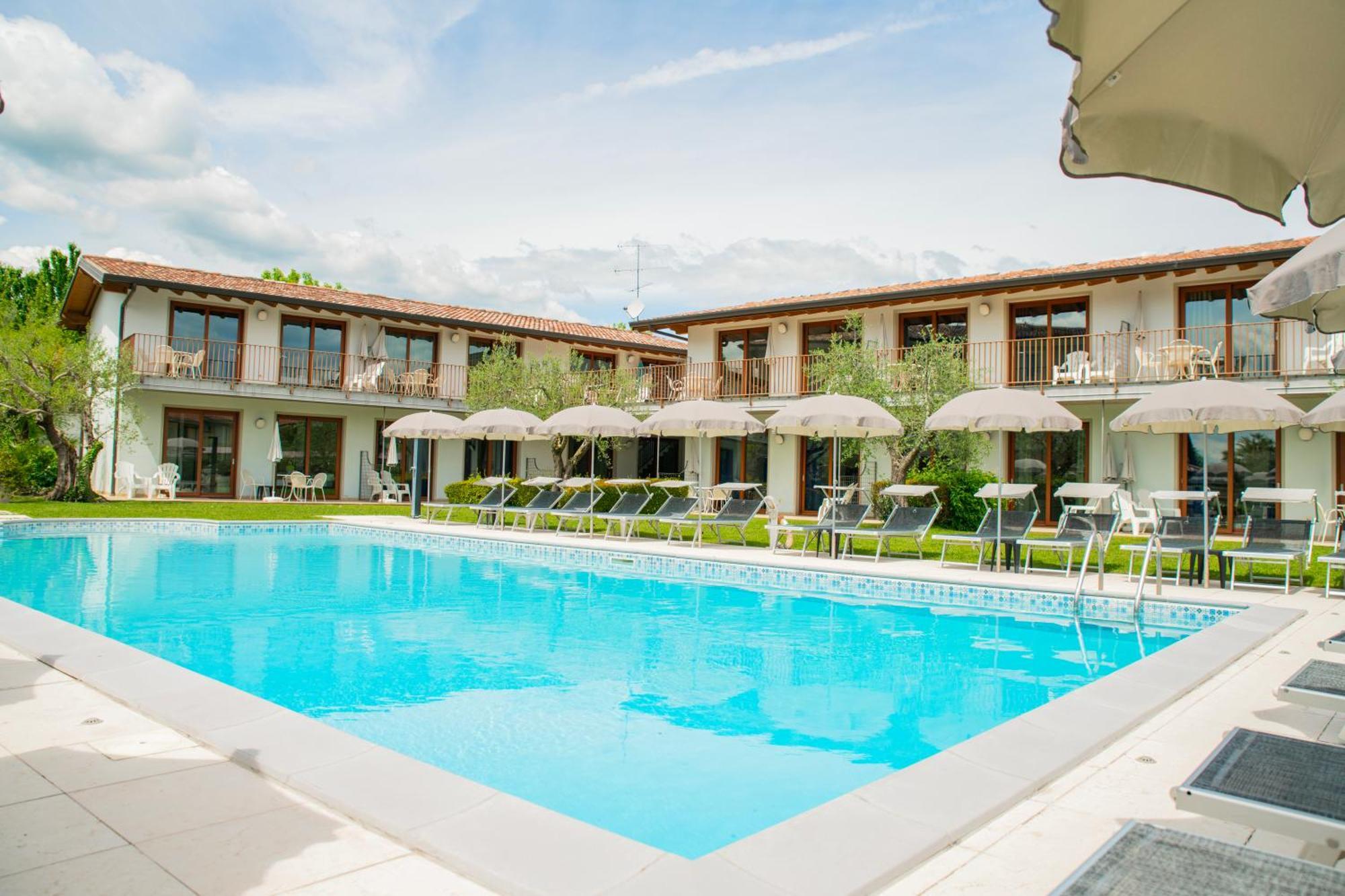 Residence Molino - Holiday Apartments Manerba del Garda Exterior foto